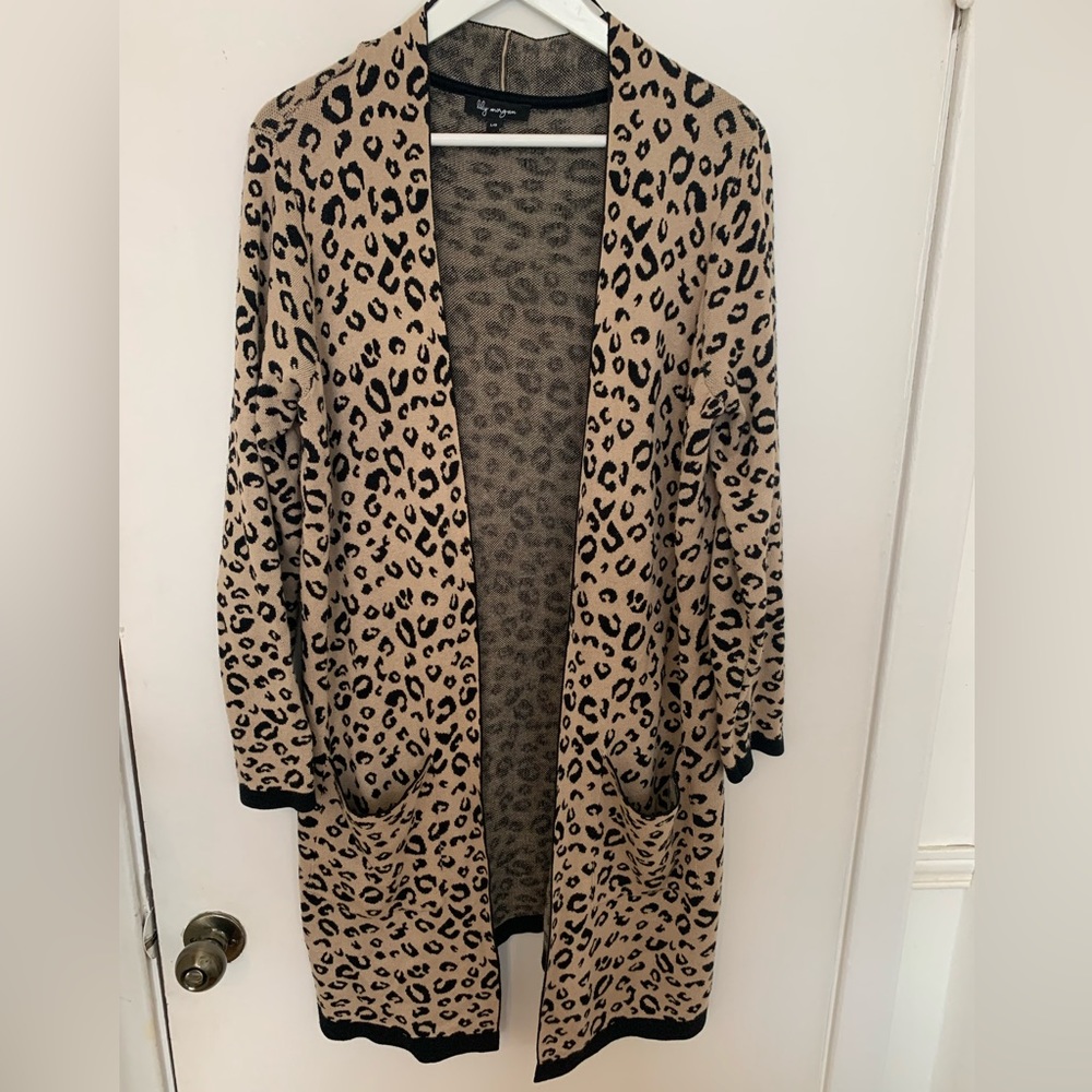 Leopard print cardigan SIZE Large